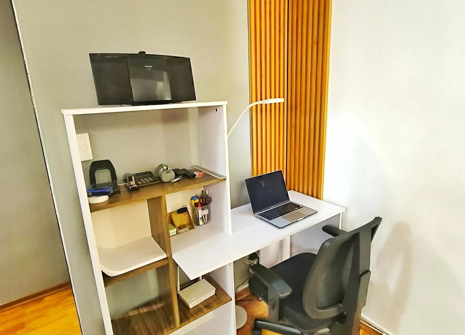 Udla Apartamento Para 6 Personas Frente Al Mall Riocentro Quito Apartment