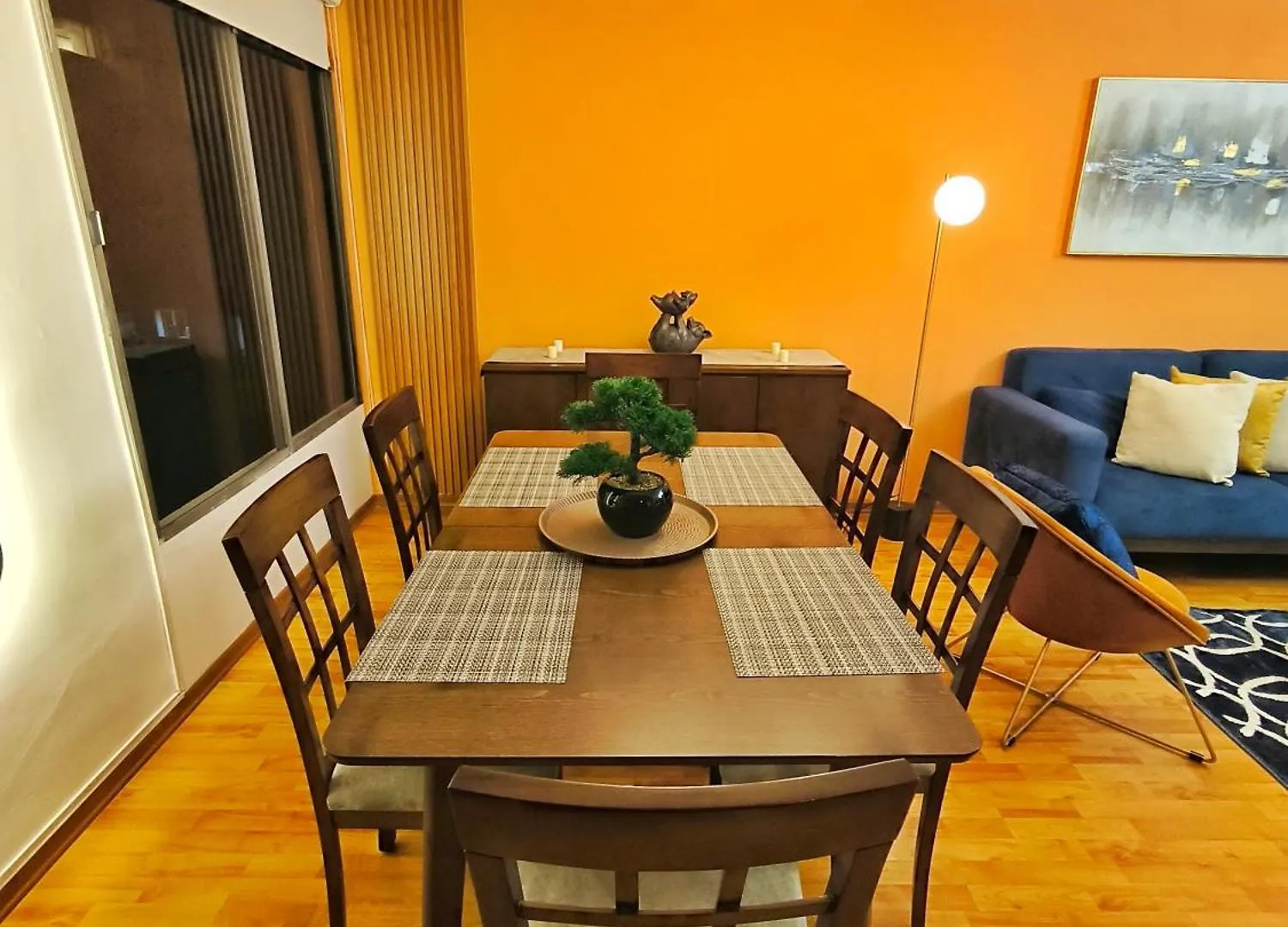 Apartment Udla Apartamento Para 6 Personas Frente Al Mall Riocentro Quito